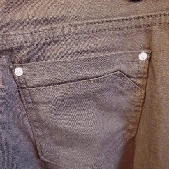 NWOT High-waisted Booty Lifting Jeans - Picture 5 of 9